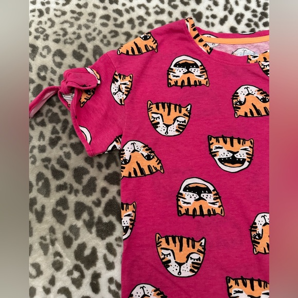 Cat & Jack Tiger Graphic Short Sleeve Tee in Pink Size XL 14 16 Girls - Picture 7 of 17